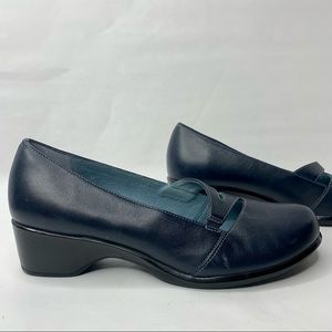Clarks Artisan Collection Navy Slip-On Navy Blue Shoes Size 7